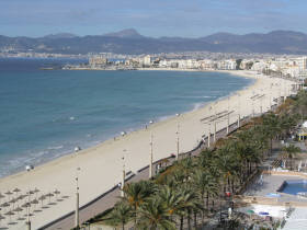 'Malle' (Mallorca): am Strand von 'Platja de Palma' im Winter