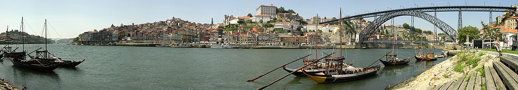 ... Porto (früher auch: Oporto)